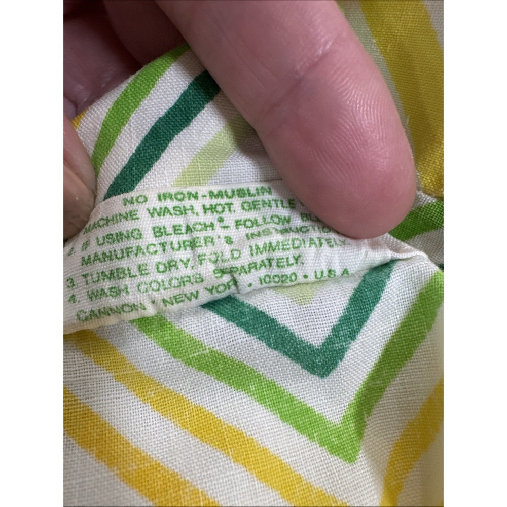 Vintage Cannon Monticello Pillowcase Set Yellow Floral Green Chevron 70s Muslin - Picture 4 of 8
